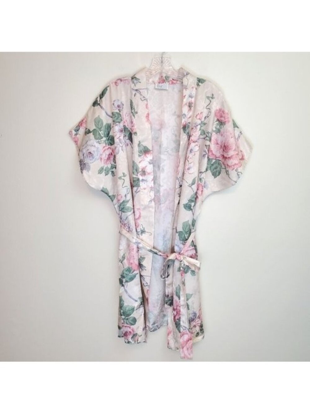 Vintage Pinx floral belted short robe